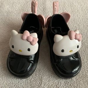 Mini Melissa Hello Kitty addition
